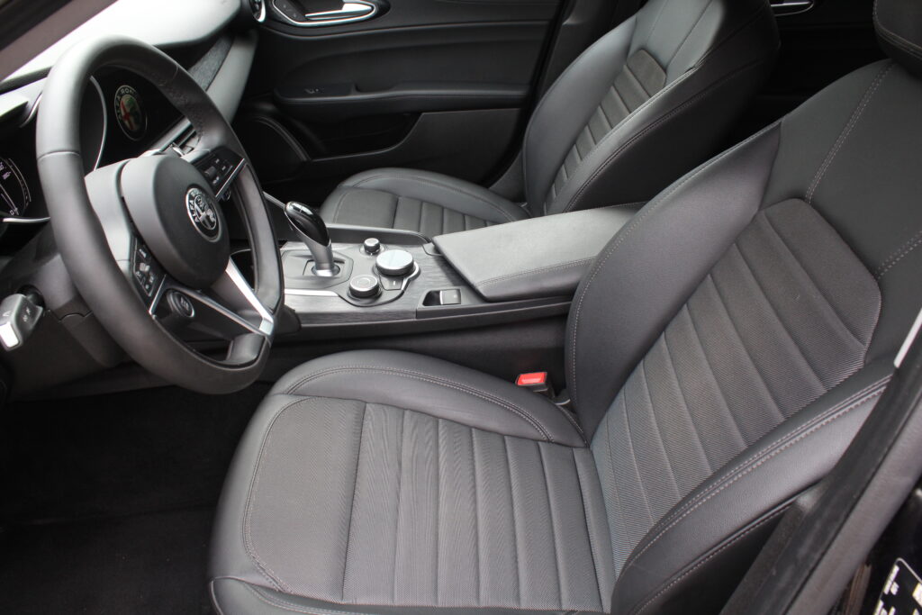 Alfa Giulia Super 2,2 160 ATX Aut.